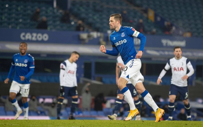 己的辉煌篇 己的辉煌篇